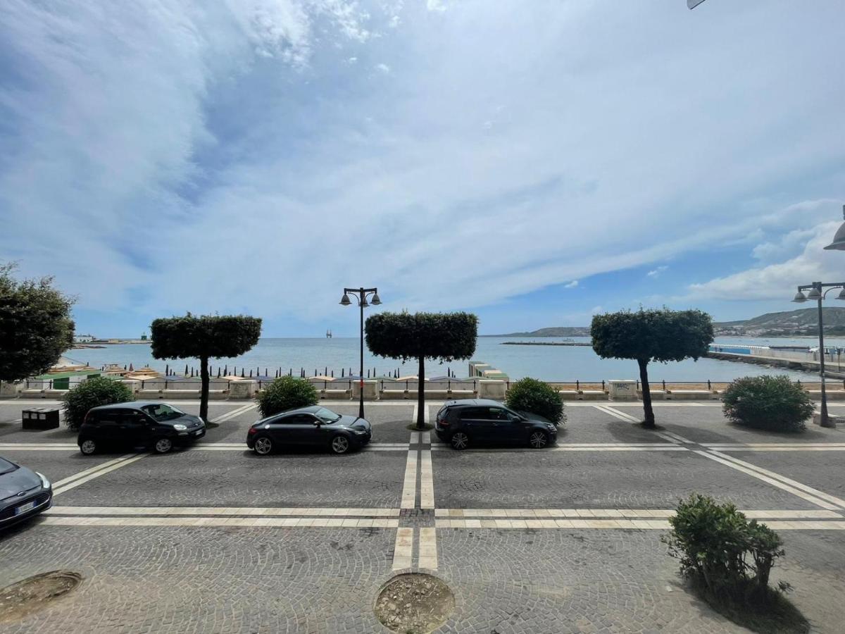 La Finestra Sul Mare B&B Crotone Esterno foto