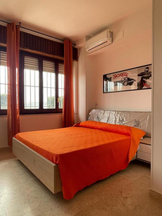 La Finestra Sul Mare B&B Crotone Esterno foto