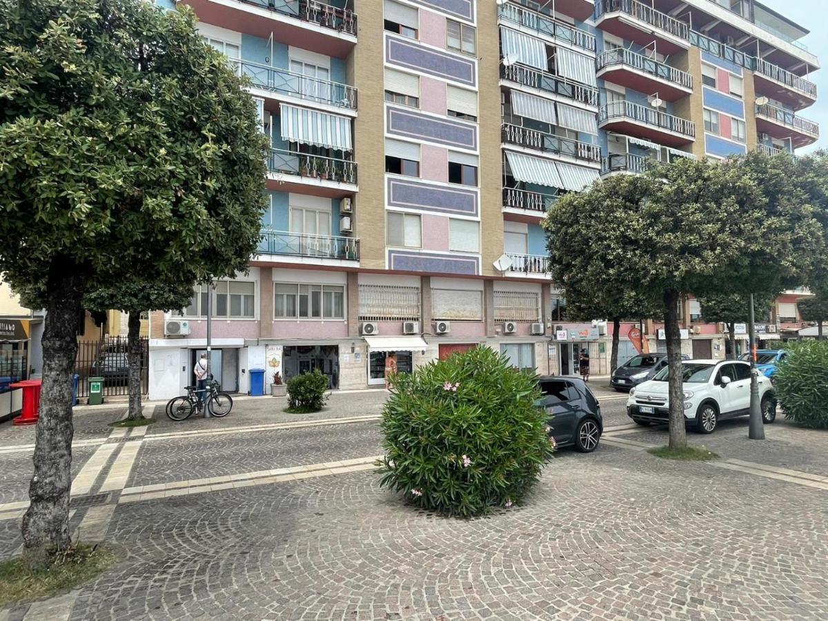 La Finestra Sul Mare B&B Crotone Esterno foto