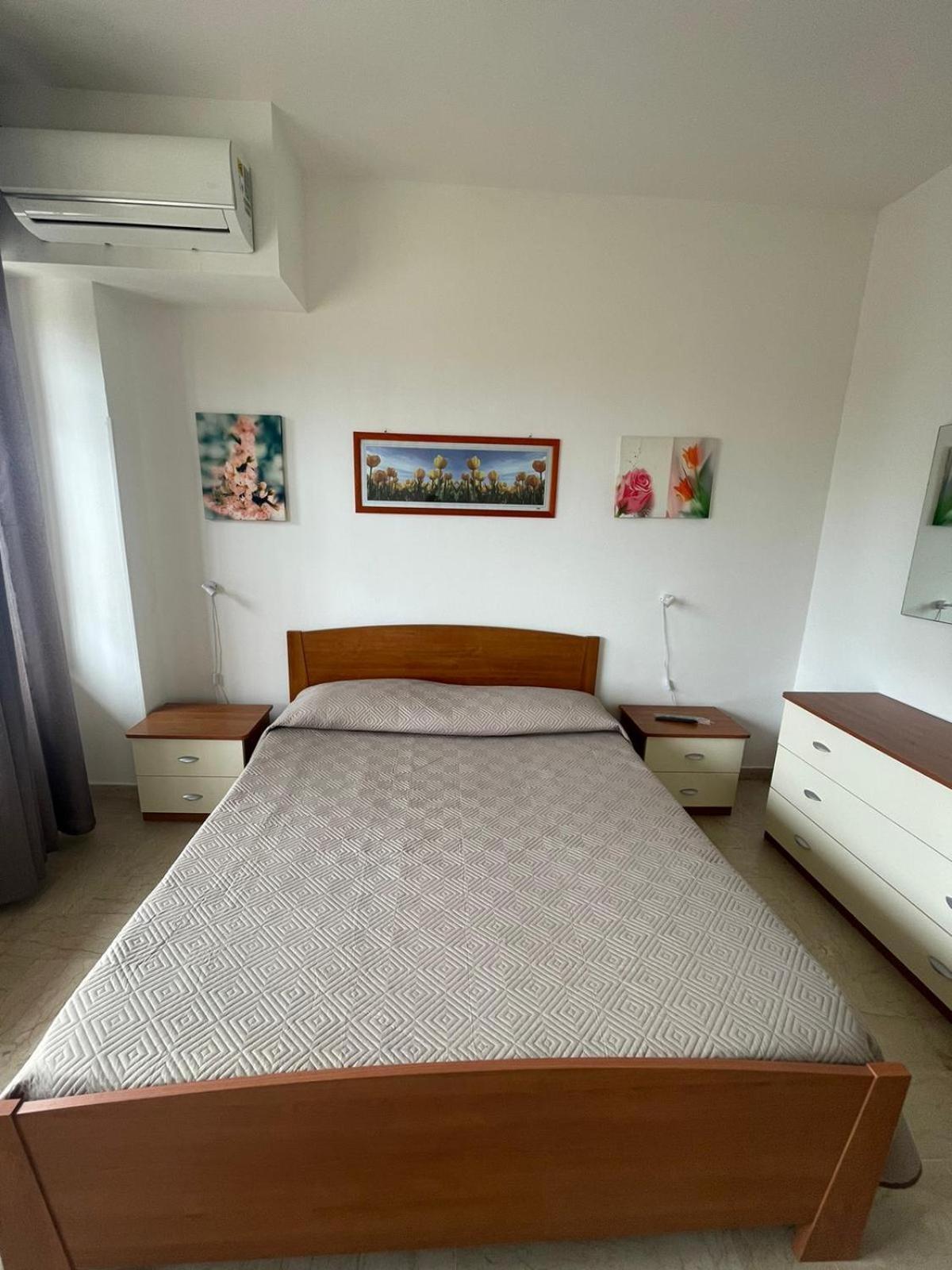 La Finestra Sul Mare B&B Crotone Esterno foto